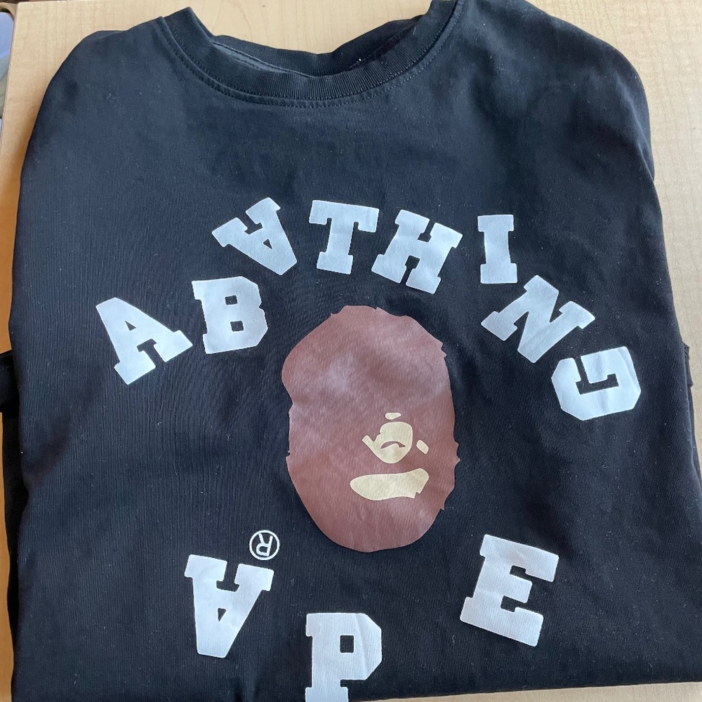 T-shirt bape